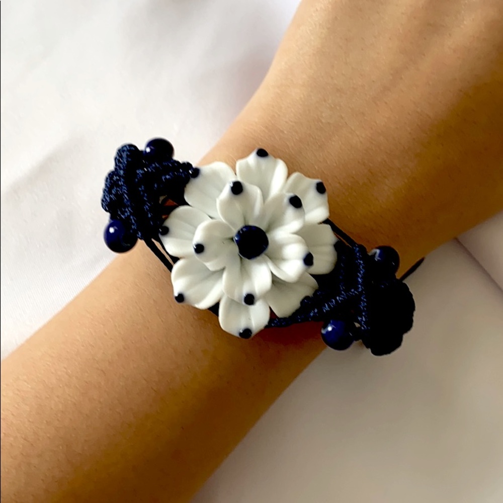 💕LAST ONE Ceramic Charm Lotus Flower Bracelet - Picture 2 of 5